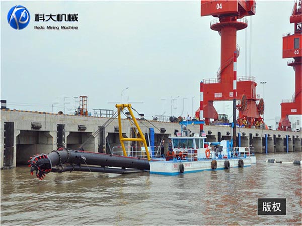 江苏泰州定制的绞吸式挖泥船